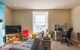 Pier View - Beautiful Sea View Apartment In Deal
